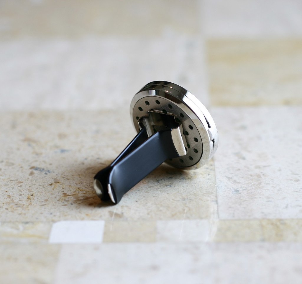 Essential Oil Car Air Freshener Diffuser - Beach model with 5ml Eucalyptus Oil